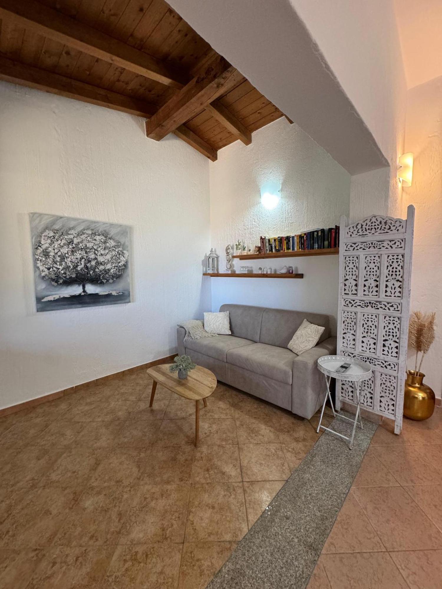 Casa Vacanze Con Piscina E Vista Mare Esclusiva Per Coppie E Famiglie, Relax E Tranquillita Tertenia Ngoại thất bức ảnh